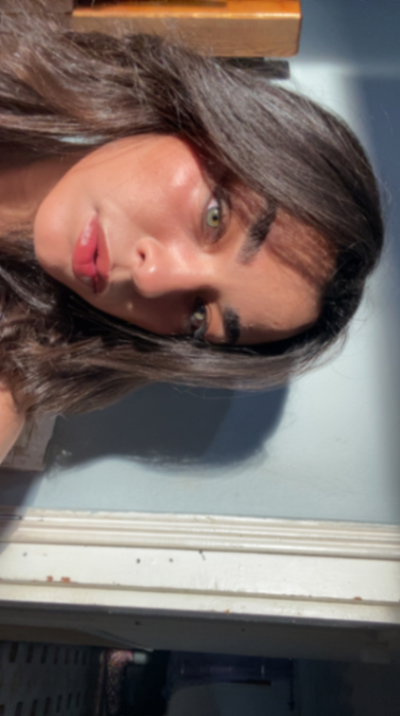 Yeux ____vert (DAMIA) — influenceuse Mode Algérie