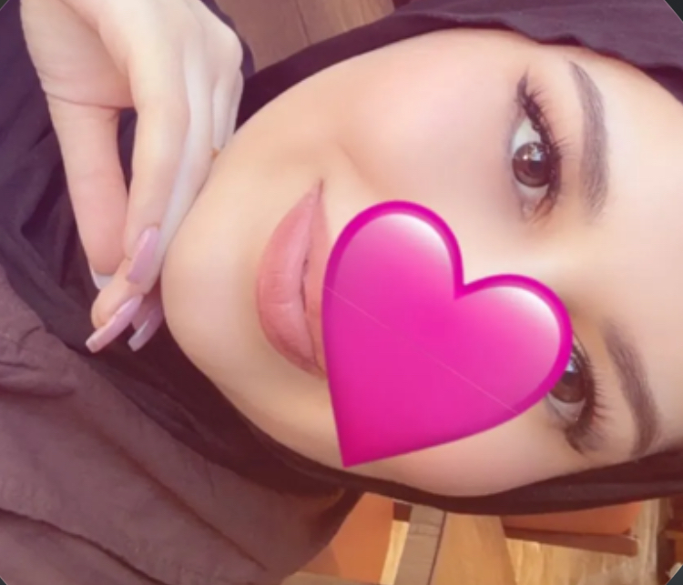 Rina vlogs — influenceuse Mode Algérie